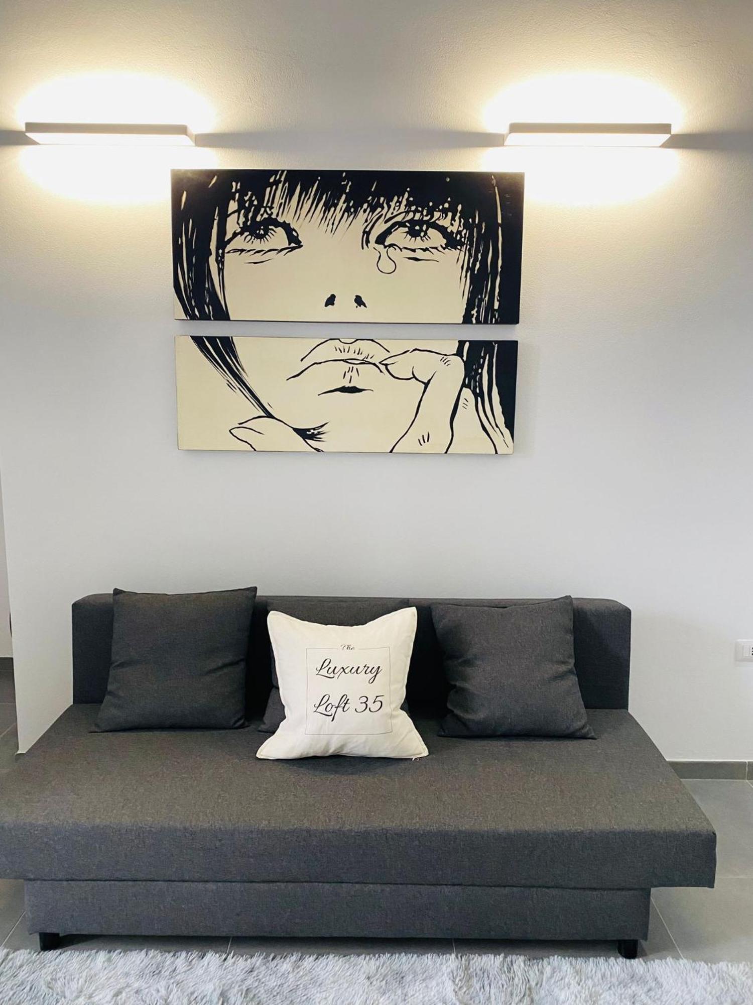 ホテル Luxury Loft 35 カリアリ エクステリア 写真